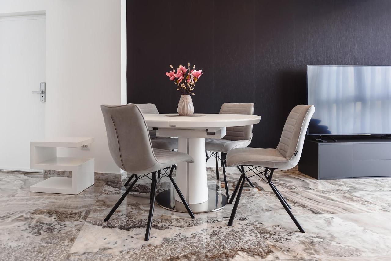 Concept Apartments Budiului 42 Târgu-Mureş Екстериор снимка